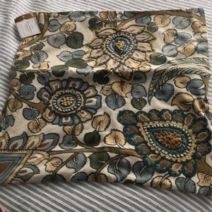 Pottery barn pillow cover